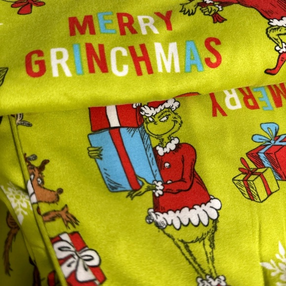 The GRINCH Pajamas Set - Picture 2 of 3